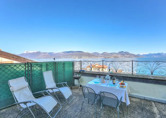 Rooftop On View - Happy Apartmán Stresa